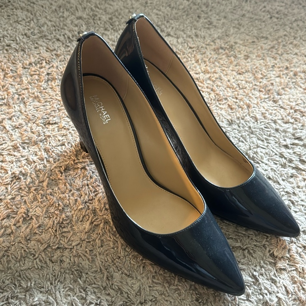 BRAND NEW Michael Kors Heels